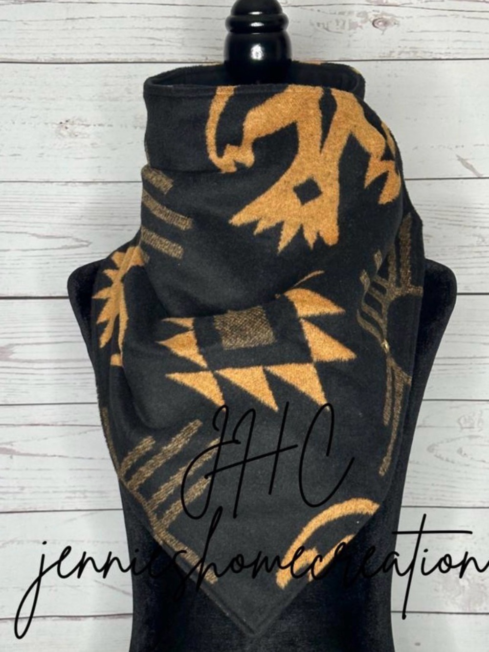 NWOT flannel neck cowl